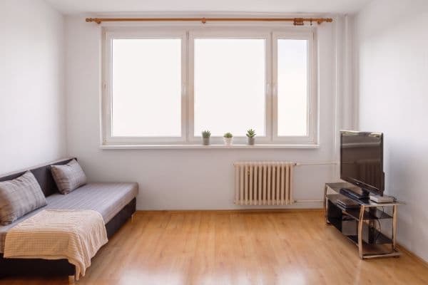 Pronájem bytu 3+1 63 m², Pražského, Praha Pronájem bytu 3+1 63 m², Pražského, Praha