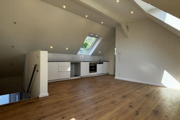 Pronájem bytu 2+1 41 m², Vaihinger Landstr. 2, Stuttgart Pronájem bytu 2+1 41 m², Vaihinger Landstr. 2, Stuttgart