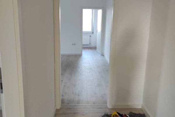Pronájem bytu 5+1 150 m², Dorfstraße 20, Siebenbäumen Pronájem bytu 5+1 150 m², Dorfstraße 20, Siebenbäumen