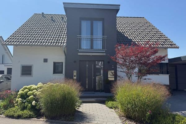 Prodej domu 150 m², pozemek 441 m², Luise-Schöffel-Weg 9, Herrenberg, Bádensko-Württembersko Prodej domu 150 m², pozemek 441 m², Luise-Schöffel-Weg 9, Herrenberg, Bádensko-Württembersko
