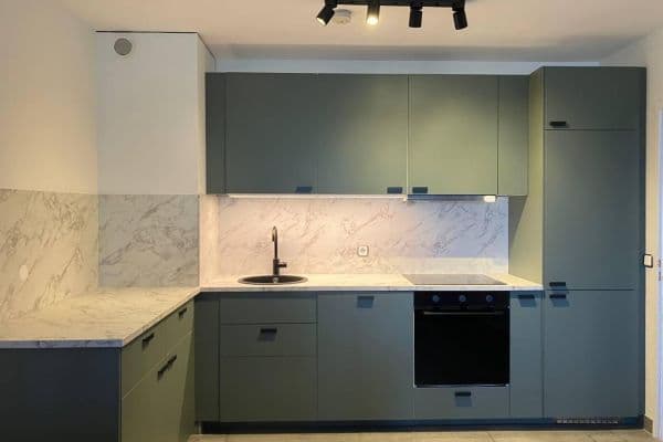 Pronájem bytu 2+1 63 m², Im Mainfeld 40, Frankfurt am Main, Hessen Pronájem bytu 2+1 63 m², Im Mainfeld 40, Frankfurt am Main, Hessen