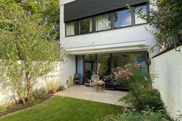 Prodej bytu 4+1 91 m², Hamburg / Poppenbüttel, Hamburg Prodej bytu 4+1 91 m², Hamburg / Poppenbüttel, Hamburg