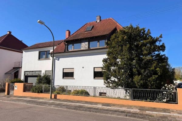 Prodej domu 153 m², pozemek 410 m², Ludwigshafen-Oggersheim Prodej domu 153 m², pozemek 410 m², Ludwigshafen-Oggersheim