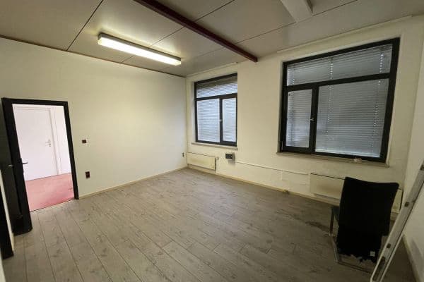 Pronájem kanceláře 30 m², Im Gewerbepark 1, Hunderdorf, Bavorsko Pronájem kanceláře 30 m², Im Gewerbepark 1, Hunderdorf, Bavorsko