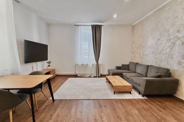 Pronájem bytu 3+kk 67 m², Vaňurova, Liberec Pronájem bytu 3+kk 67 m², Vaňurova, Liberec
