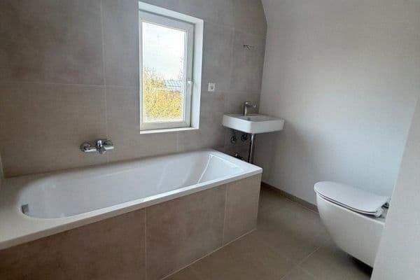 Prodej domu 130 m², pozemek 510 m², Kleinfischlingen Prodej domu 130 m², pozemek 510 m², Kleinfischlingen
