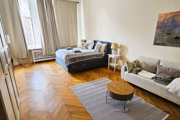 Prodej bytu 4+1 150 m², Brandenburgische Straße 16, Berlin, Berlín Prodej bytu 4+1 150 m², Brandenburgische Straße 16, Berlin, Berlín