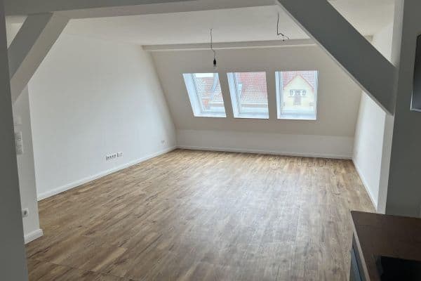 Pronájem bytu 3+1 102 m², Dietzgenstraße 93, Berlin, Berlín Pronájem bytu 3+1 102 m², Dietzgenstraße 93, Berlin, Berlín