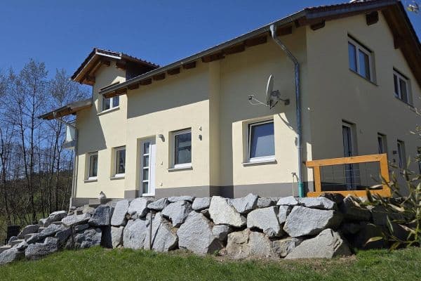 Prodej domu 240 m², pozemek 823 m², Auerbach Prodej domu 240 m², pozemek 823 m², Auerbach