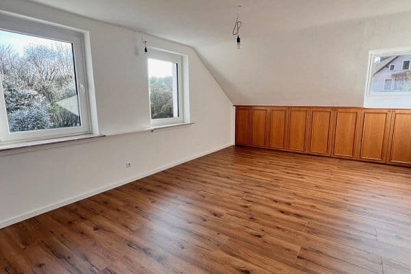 Pronájem bytu 2+1 55 m², Haller Weg 65a, Bielefeld, Severní Porýní-Vestfálsko Pronájem bytu 2+1 55 m², Haller Weg 65a, Bielefeld, Severní Porýní-Vestfálsko