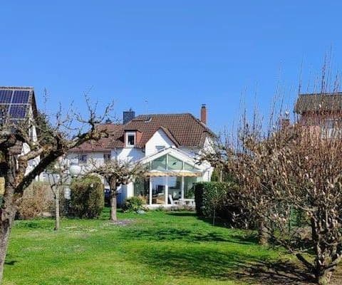 Prodej domu 130 m², pozemek 673 m², Schwalbach Prodej domu 130 m², pozemek 673 m², Schwalbach