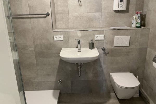 Pronájem bytu 3+1 70 m², Allerstrasse, Wolfsburg, Dolní Sasko Pronájem bytu 3+1 70 m², Allerstrasse, Wolfsburg, Dolní Sasko