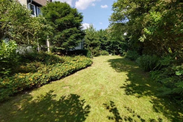 Prodej domu 170 m², pozemek 617 m², Meerbusch Prodej domu 170 m², pozemek 617 m², Meerbusch