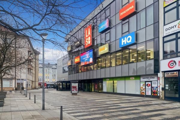 Pronájem kanceláře 8 m², Masarykovo náměstí, Pronájem kanceláře 8 m², Masarykovo náměstí,