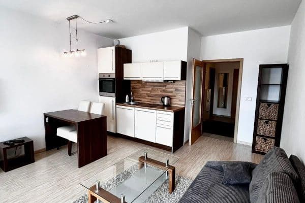 Pronájem bytu 1+kk 41 m², Vorařská, Praha Pronájem bytu 1+kk 41 m², Vorařská, Praha