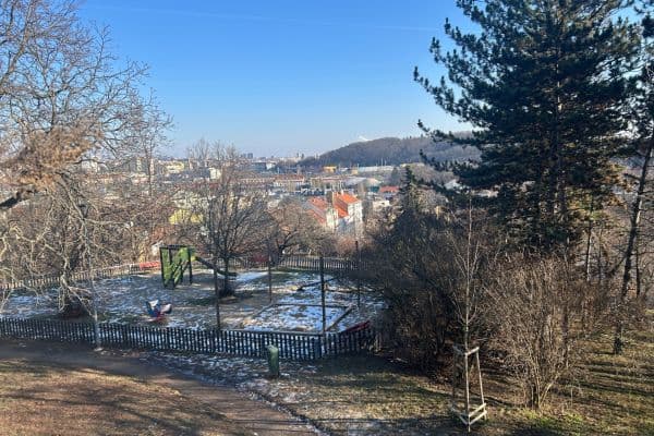 Pronájem bytu 3+1 121 m², Družstevní ochoz, Praha Pronájem bytu 3+1 121 m², Družstevní ochoz, Praha