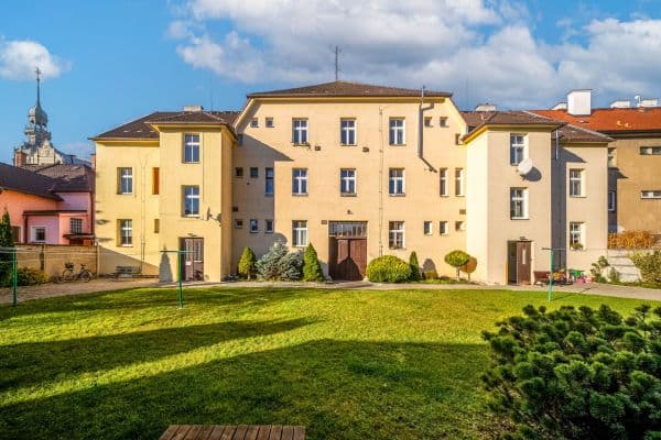 Pronájem bytu 2+kk 51 m², Resslova, Nymburk Pronájem bytu 2+kk 51 m², Resslova, Nymburk