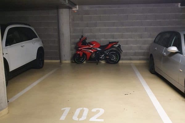 Pronájem garáže 16 m², Vršovická, Praha Pronájem garáže 16 m², Vršovická, Praha