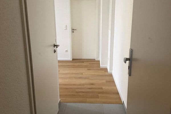 Pronájem bytu 1+kk 33 m², Köln, Severní Porýní-Vestfálsko Pronájem bytu 1+kk 33 m², Köln, Severní Porýní-Vestfálsko
