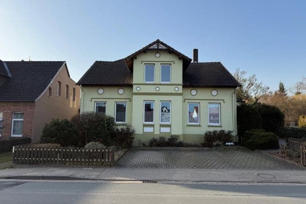 Pronájem bytu 3+1 70 m², Wermuthstraße 11, Bad Münder Pronájem bytu 3+1 70 m², Wermuthstraße 11, Bad Münder