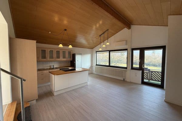 Pronájem bytu 3+1 92 m², Johannes-Brahms-Str. 26, St. Ilgen/Leimen Pronájem bytu 3+1 92 m², Johannes-Brahms-Str. 26, St. Ilgen/Leimen