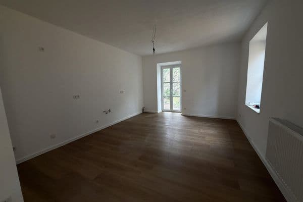 Pronájem bytu 4+1 102 m², Stadtstraße 24, Burgau Pronájem bytu 4+1 102 m², Stadtstraße 24, Burgau