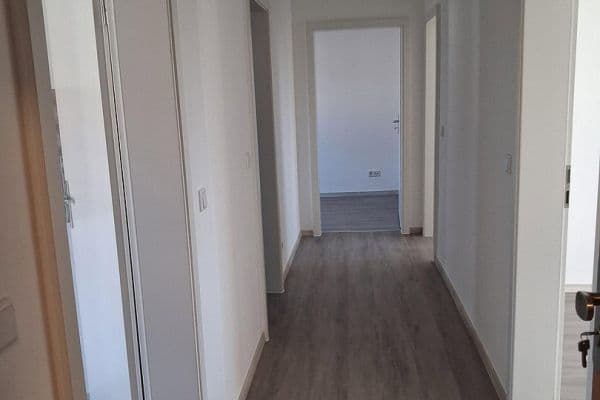 Pronájem bytu 3+1 68 m², Neustadtstraße 3, Leverkusen, Severní Porýní-Vestfálsko Pronájem bytu 3+1 68 m², Neustadtstraße 3, Leverkusen, Severní Porýní-Vestfálsko