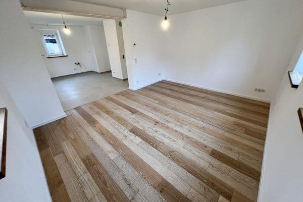 Pronájem bytu 4+1 92 m², Ammerndorf Pronájem bytu 4+1 92 m², Ammerndorf