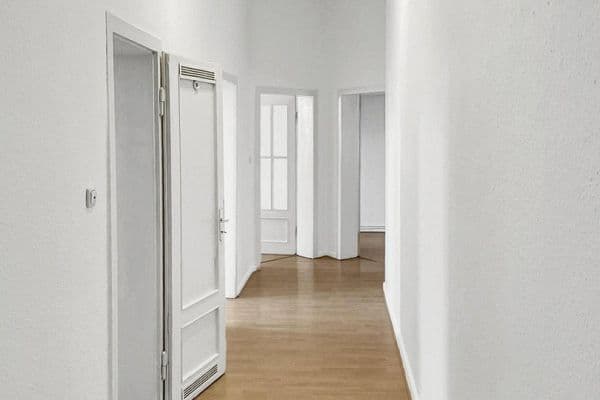 Pronájem bytu 3+1 74 m², Kommandanturstraße 10, Hannover Pronájem bytu 3+1 74 m², Kommandanturstraße 10, Hannover
