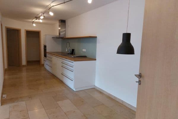 Pronájem bytu 3+1 74 m², Pelka 1a, Hohenkammer, Bavorsko Pronájem bytu 3+1 74 m², Pelka 1a, Hohenkammer, Bavorsko