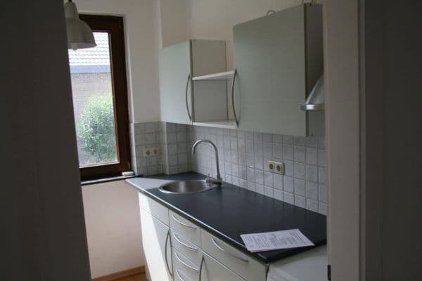 Pronájem bytu 1+1 40 m², Königsberger Straße 12, Vechelde, Dolní Sasko Pronájem bytu 1+1 40 m², Königsberger Straße 12, Vechelde, Dolní Sasko