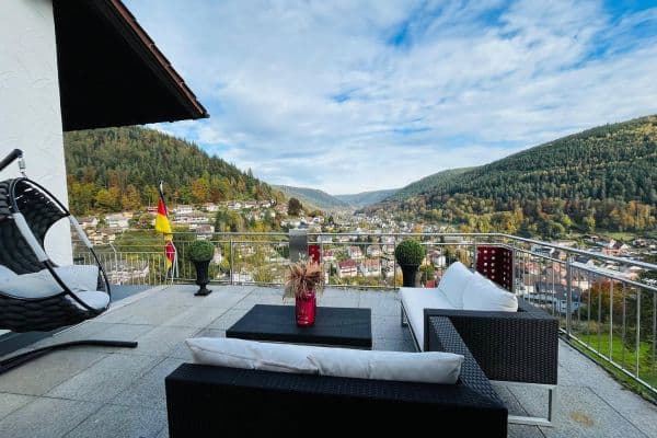 Prodej bytu 4+1 154 m², Bad Wildbad Prodej bytu 4+1 154 m², Bad Wildbad
