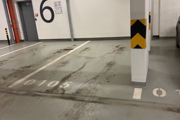 Pronájem garáže 5 m², U Viktorie, Praha Pronájem garáže 5 m², U Viktorie, Praha