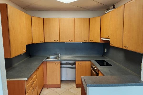 Pronájem bytu 2+kk 49 m², Švédská, Kladno Pronájem bytu 2+kk 49 m², Švédská, Kladno