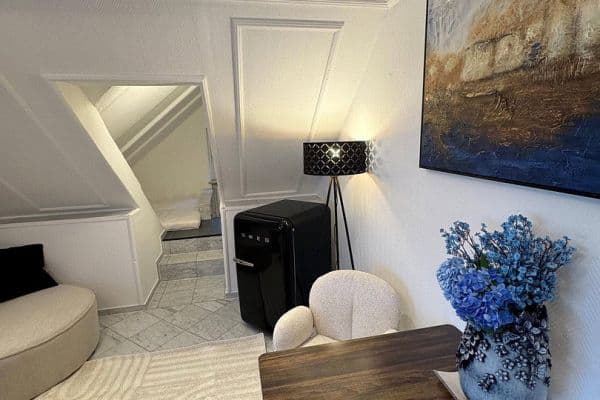 Pronájem bytu 1+1 33 m², Schwarzhölzlstraße 6, Karlsfeld, Bavorsko Pronájem bytu 1+1 33 m², Schwarzhölzlstraße 6, Karlsfeld, Bavorsko