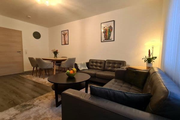 Pronájem bytu 3+1 70 m², Holteiweg 20B, Stuttgart, Bádensko-Württembersko Pronájem bytu 3+1 70 m², Holteiweg 20B, Stuttgart, Bádensko-Württembersko