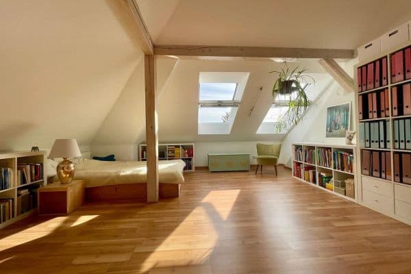 Pronájem bytu 3+kk 105 m², Markkleeberg Pronájem bytu 3+kk 105 m², Markkleeberg