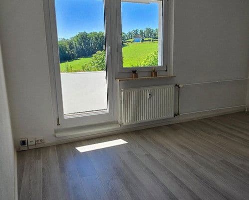 Pronájem bytu 3+1 63 m², Auerbachstr. 38, Gera, Durynsko Pronájem bytu 3+1 63 m², Auerbachstr. 38, Gera, Durynsko