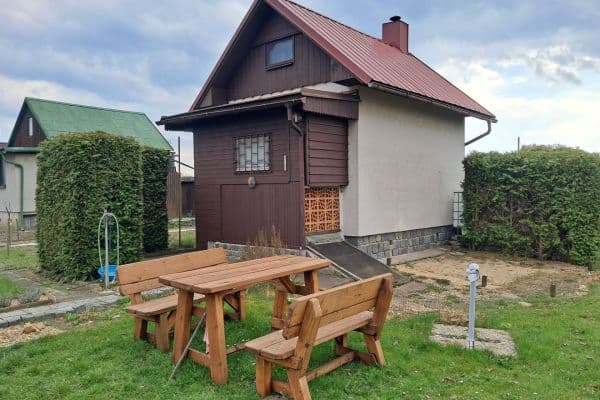Prodej pozemku 385 m², Zahrádkářská osada Slatina, Hradec Králové Prodej pozemku 385 m², Zahrádkářská osada Slatina, Hradec Králové