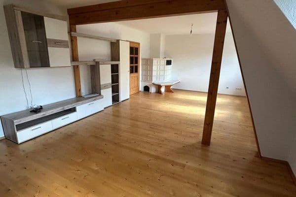 Pronájem bytu 3+kk 86 m², Löhrstraße 3, Trossingen Pronájem bytu 3+kk 86 m², Löhrstraße 3, Trossingen