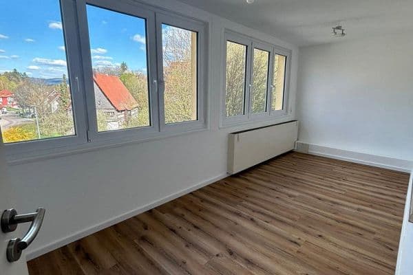Pronájem bytu 1+kk 23 m², Löhrstraße 3, Trossingen, Bádensko-Württembersko Pronájem bytu 1+kk 23 m², Löhrstraße 3, Trossingen, Bádensko-Württembersko