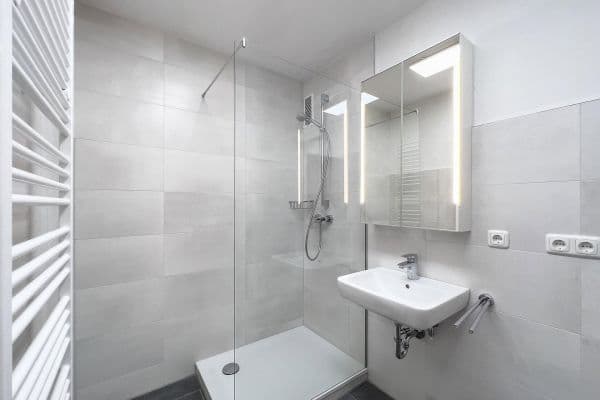 Pronájem bytu 3+1 85 m², Isarstraße 26, Regensburg, Bavorsko Pronájem bytu 3+1 85 m², Isarstraße 26, Regensburg, Bavorsko