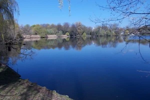 Prodej bytu 2+1 62 m², Berlin, Berlín Prodej bytu 2+1 62 m², Berlin, Berlín