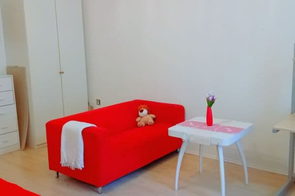 Pronájem bytu 2+kk 45 m², Londýnská, Praha Pronájem bytu 2+kk 45 m², Londýnská, Praha