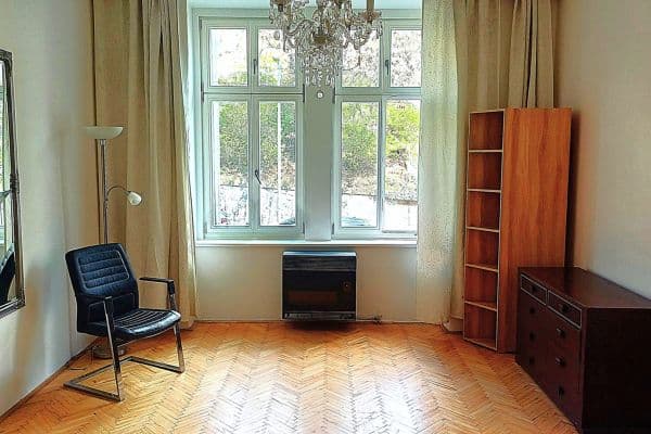Prodej bytu 1+1 40 m², Francouzská, Praha Prodej bytu 1+1 40 m², Francouzská, Praha