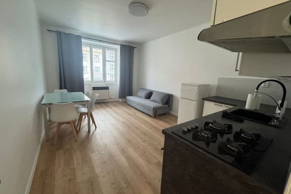 Pronájem bytu 2+kk 50 m², Jana Želivského, Praha Pronájem bytu 2+kk 50 m², Jana Želivského, Praha