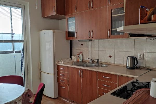 Pronájem bytu 4+1 84 m², Sedmokrásková, Bratislava Pronájem bytu 4+1 84 m², Sedmokrásková, Bratislava