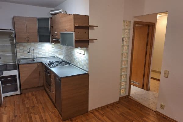 Pronájem bytu 2+kk 42 m², Přímětická, Praha Pronájem bytu 2+kk 42 m², Přímětická, Praha