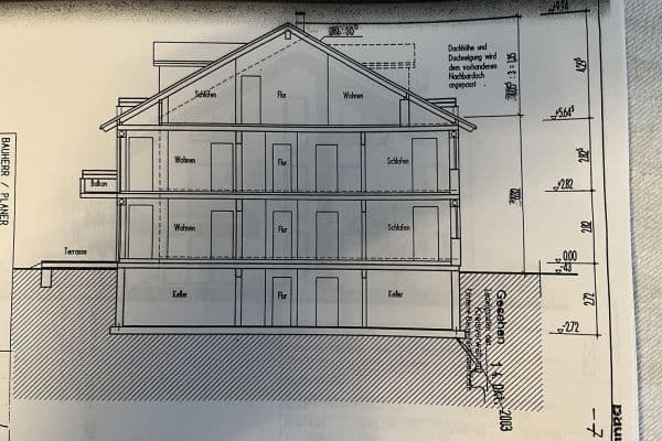 Prodej bytu 3+1 84 m², Rietburgstrasse 2, Maxdorf Prodej bytu 3+1 84 m², Rietburgstrasse 2, Maxdorf