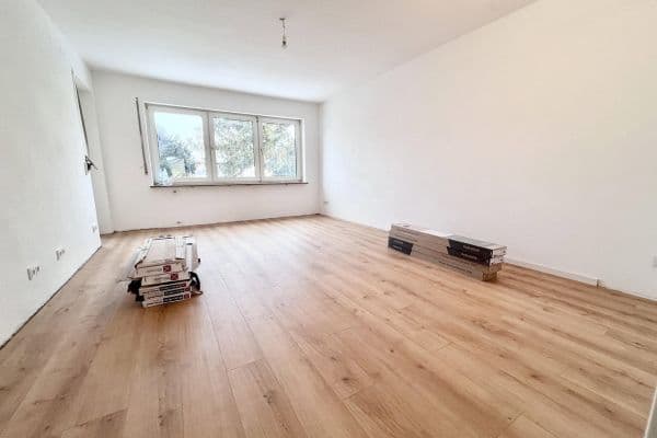 Pronájem bytu 3+1 78 m², Fürth Pronájem bytu 3+1 78 m², Fürth